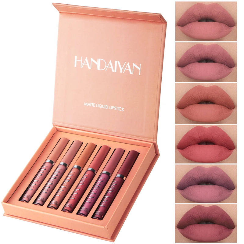 HANDAIYAN Conjunto de 6 Batons Líquidos  
Batons de longa duração com acabamento fosco, antiaderentes e resistentes ao desbotamento. Inclui brilho labial para versatilidade. Perfeito para um visual sofisticado e duradouro,