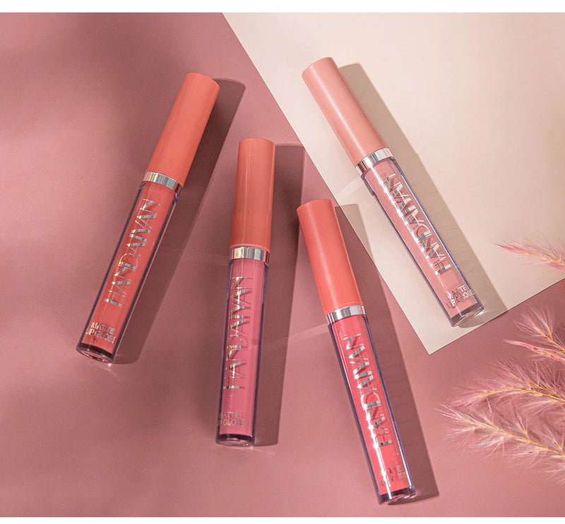 HANDAIYAN Conjunto de 6 Batons Líquidos  
Batons de longa duração com acabamento fosco, antiaderentes e resistentes ao desbotamento. Inclui brilho labial para versatilidade. Perfeito para um visual sofisticado e duradouro,